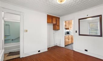 63 Lincoln Ave, Cranston, RI 02920