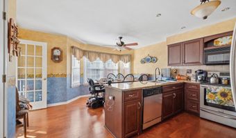 100 LARKSPUR Ln, Ambler, PA 19002