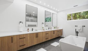 7502 NEVIS Rd, Bethesda, MD 20817