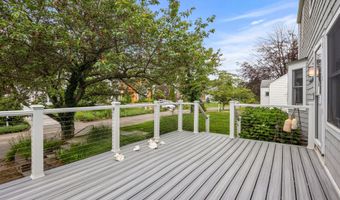 19 Sherwood Dr, Westport, CT 06880