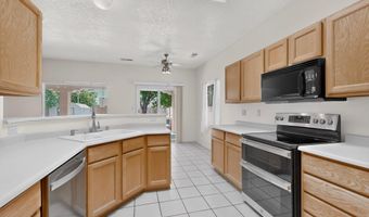 7100 Luz De La Luna Pl NW, Albuquerque, NM 87114