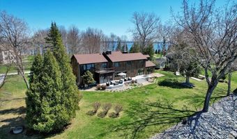 1360 Windmill Point Rd, Alburgh, VT 05440