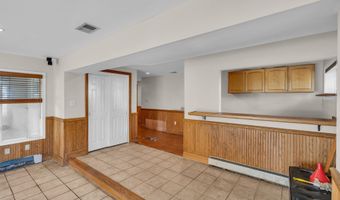 42 Crest Dr, Basking Ridge, NJ 07920