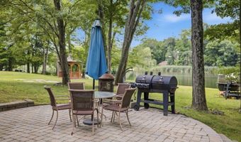 80 Skytop Rd, Andover, NJ 07860