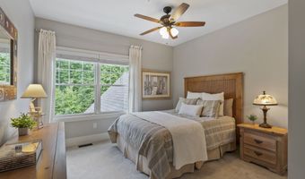 89 Alpine Dr, Burlington, CT 06013