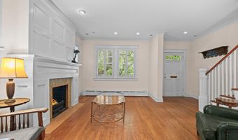 3301 NW DENT Pl NW, Washington, DC 20007