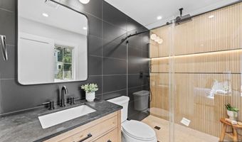 35 Stone Fence Rd, Allendale, NJ 07436