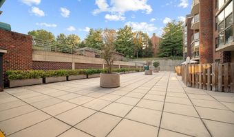 2100 LANGSTON Blvd 112, Arlington, VA 22201