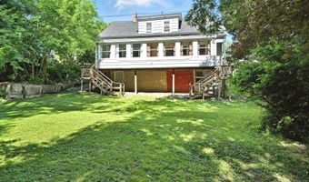 133 Riverside Dr, Augusta, ME 04330