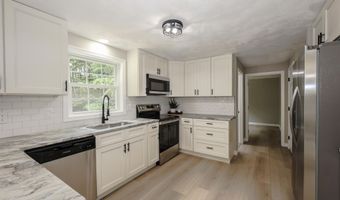 51 Halls Village Rd, Chester, NH 03036