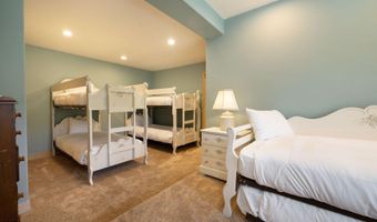 111 Scott Hill Rd 17, Beaver Creek, CO 81620