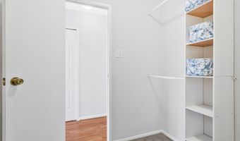 1210 N TAFT St 909, Arlington, VA 22201