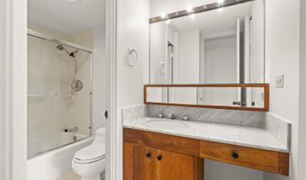 250 Kawaihae St 15C, Honolulu, HI 96825