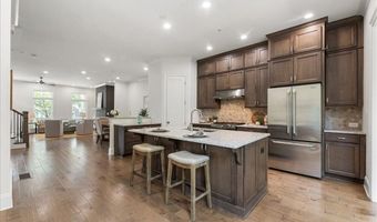 1233 Parkstead Ln, Alpharetta, GA 30004