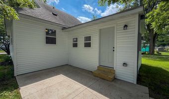 1121 3rd Ave E, Albia, IA 52531