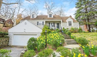 240 Sycamore Ter, Stamford, CT 06902