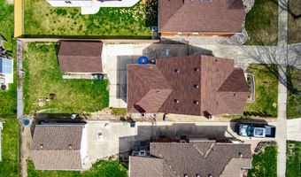 7210 Buckingham Ave, Allen Park, MI 48101