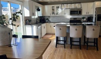 41 Follett St, East Providence, RI 02914