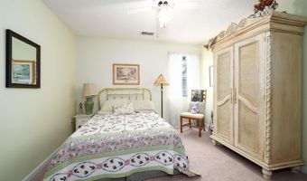 140 GREENFIELD Ln, Alabaster, AL 35007