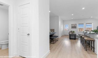 307 Emma St, Angleton, TX 77515