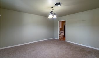 1307 Lincoln St, Alice, TX 78332