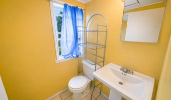 366 Albany Ave, Amityville, NY 11701