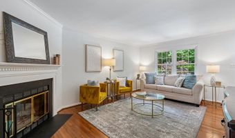 5914 LANGTON Dr, Alexandria, VA 22310