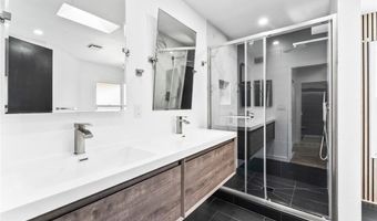 5401 Zelzah 114, Encino, CA 91316