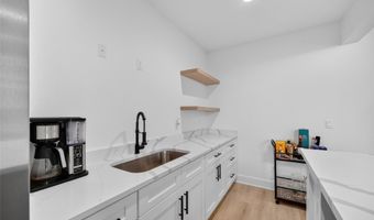 1403 19th St SE, Altoona, IA 50009