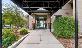 400 N RICHMOND St 323, Appleton, WI 54911