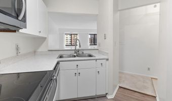 900 N STAFFORD St 1510, Arlington, VA 22203