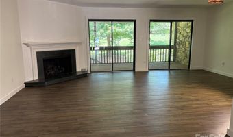 609 Crowfields Ln, Asheville, NC 28803