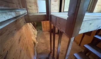 951 Swede Lake Trl SW, Backus, MN 56435