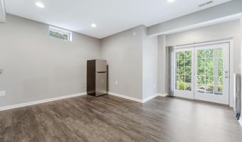 20152 BOXWOOD Pl, Ashburn, VA 20147