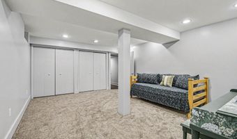 7606 Leyton Dr SE, Ada, MI 49301