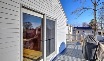 25 Sprague Ave, Lincoln, RI 02865