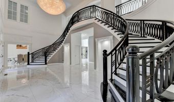 337 Lakeshore Dr, Berkeley Lake, GA 30096