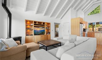 248 Hillcrest Ln, Banner Elk, NC 28604