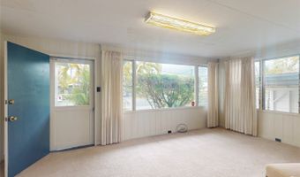 550 Olomana St, Kailua, HI 96734