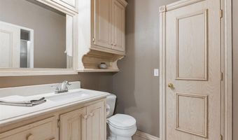 7908 NW 48th St, Bethany, OK 73008