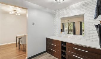 1405 E Central Rd 122C, Arlington Heights, IL 60005