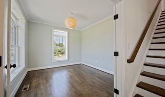 2100 PATRICK HENRY Dr, Arlington, VA 22205