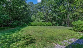 5 Pinehurst Dr, Bennington, NH 03442