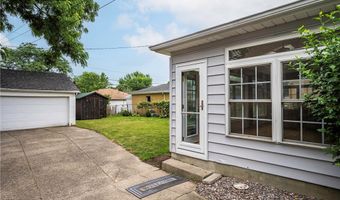 68 Bondcroft Dr, Amherst, NY 14226