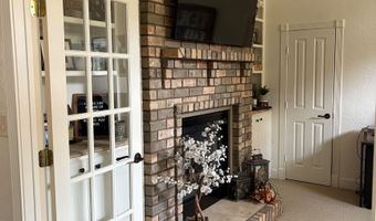 1401 Glasier Dr, Carlsbad, NM 88220