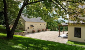 89 Under Mountain Rd, Canaan, CT 06031
