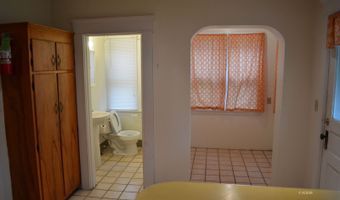 230 W State St, Athens, OH 45701