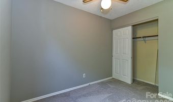 115 Wicklow Dr, Asheville, NC 28806