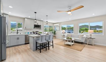 1076 Kahili St, Kailua, HI 96734