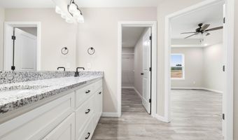 416 Beaver Tail Rd, Ash Grove, MO 65604